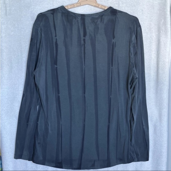 Lululemon Five Year Basic Men Sz M Tie Dye Long Sleeve Shirt Blue Soft Gym READ - Picture 9 of 12